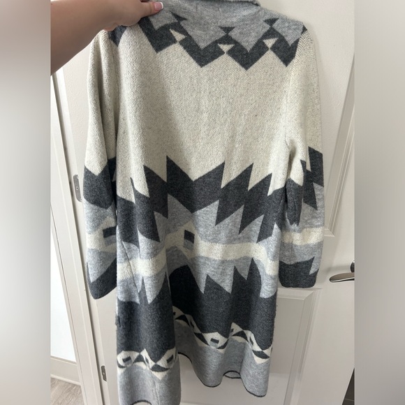 Heavy Aztec sweater - Picture 2 of 4